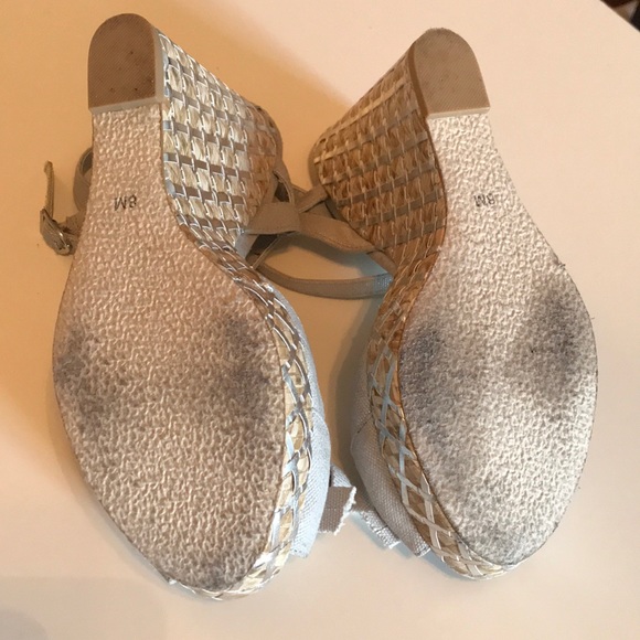 White House Black Market wedge’s - Picture 5 of 5